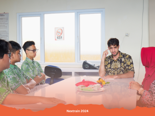 SMA Islam Al Azhar 15 Semarang Gelar Nextrain: Pengalaman Belajar dengan Narasumber Internasional