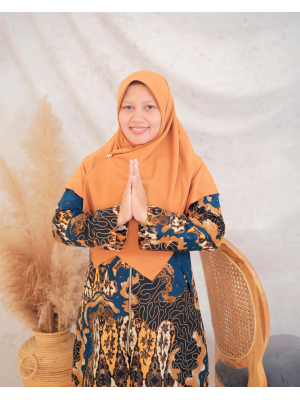 Nova Dewi Triyana, S.Pd., Gr.