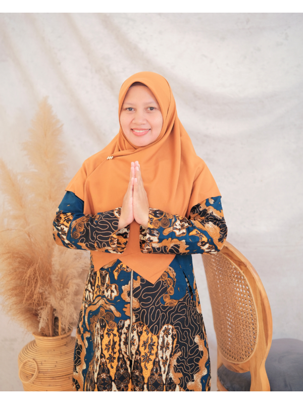 Nova Dewi Triyana, S.Pd., Gr.