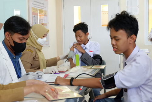 Pemeriksaan Kesehatan dari Puskesmas Lebdosari