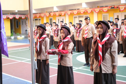 Upacara Hari Pramuka di SMA Islam Al Azhar 15 Semarang Berlangsung Lancar dan Penuh Makna