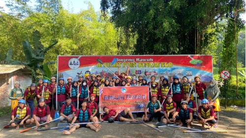 Kelas XII SMA Islam Al Azhar 15 Ikuti Rihlah Ilmiah