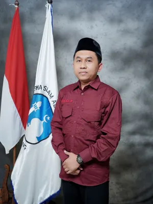 Arif Afridi, S.Pd., Gr