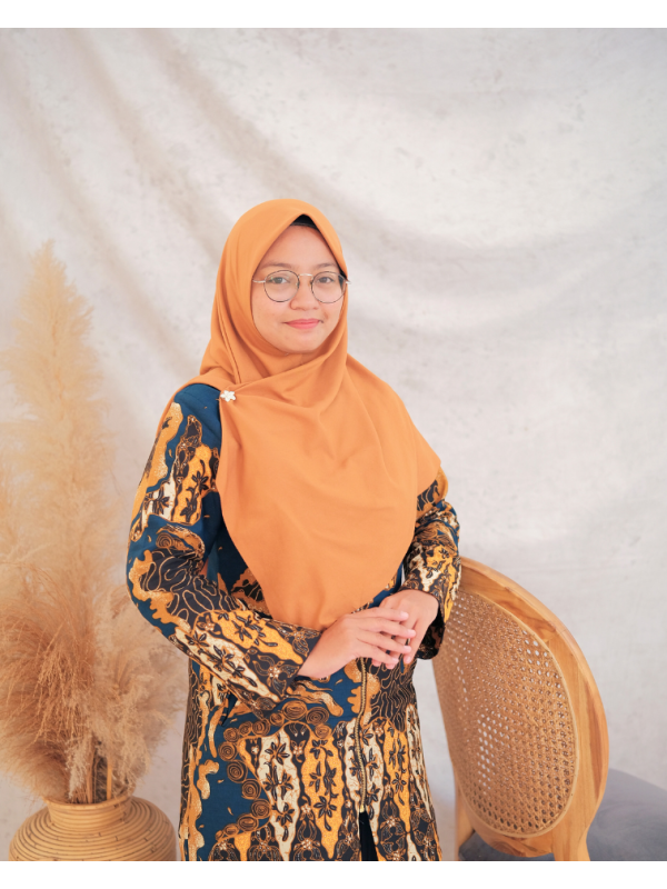 Dwi Nur Indah Sari, S.Pd., Gr.
