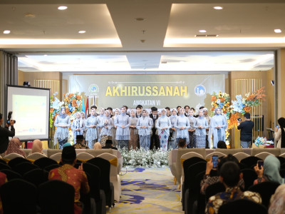 Akhirussanah Angkatan VI SMA Islam Al Azhar 15 Semarang Tahun Ajaran 2023/2024 Berjalan Sukses dan Penuh Haru