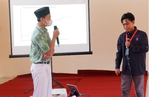 Murid SMA Islam Al Azhar 15 Terima Edukasi Pasar Modal Oleh Bursa Efek Indonesia