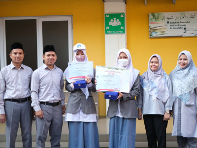 Kontingen SMA Islam Al Azhar 15 Semarang Raih Sukses Gemilang di FELKA 2024