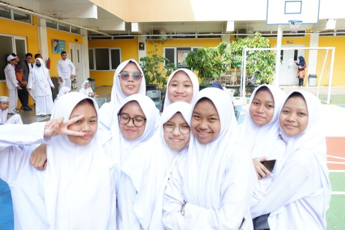 Membangun Pendidikan yang Tepat untuk Generasi Z: Memajukan Masa Depan dengan Inovasi dan Kreativitas